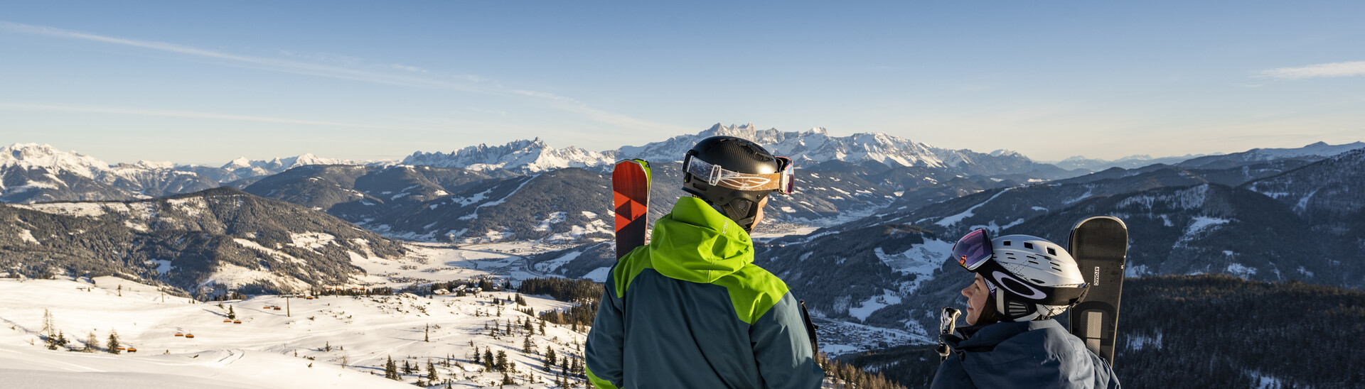 Rodel Jet – Flachau in Austria - snow covered mountains in the background.