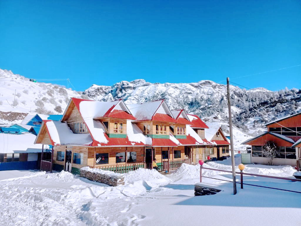 Dolakha Kalinchowk Resort in Nepal - snow on the ground.