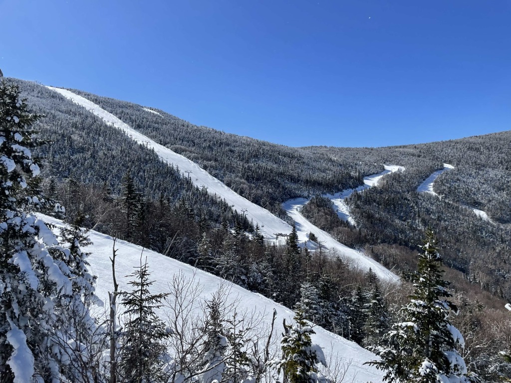 Cannon Mountain in USA - a view of the mountains from the top of the mountain.