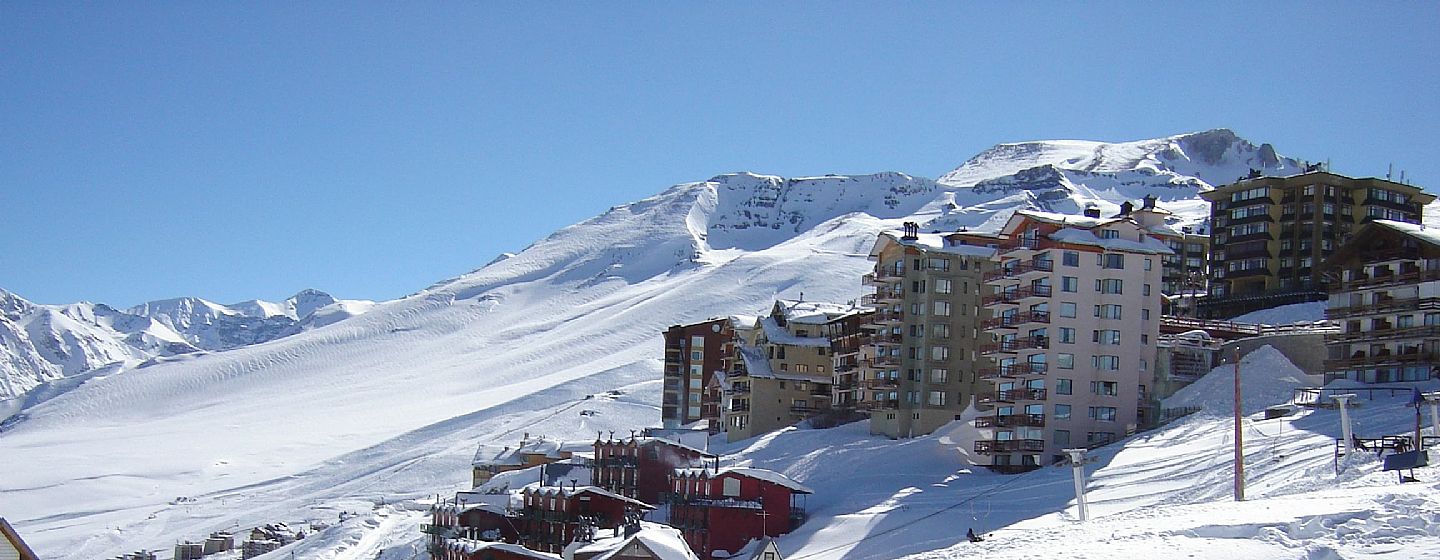 El Colorado | Farellones in Chile - the snow is white.