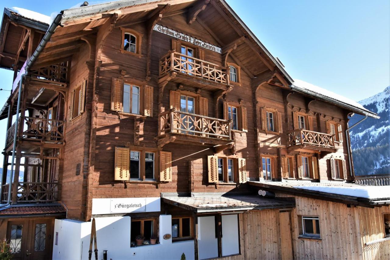 Bergbahnen Tschiertschen in Switzerland: the building where the apartment is located.