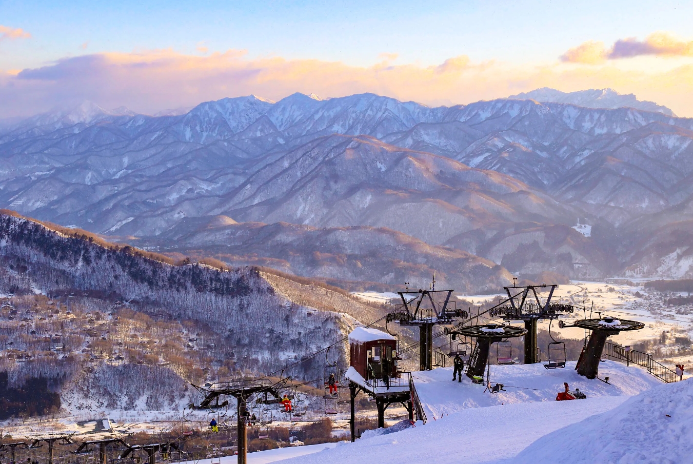 Hakuba 47 | Goryu in Japan - a view of the mountains from a ski slope.