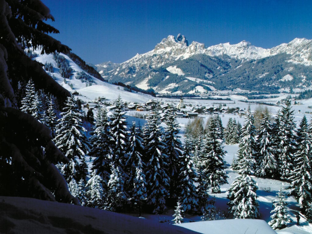 Neunerköpfle – Tannheim in Austria - snow on the ground.