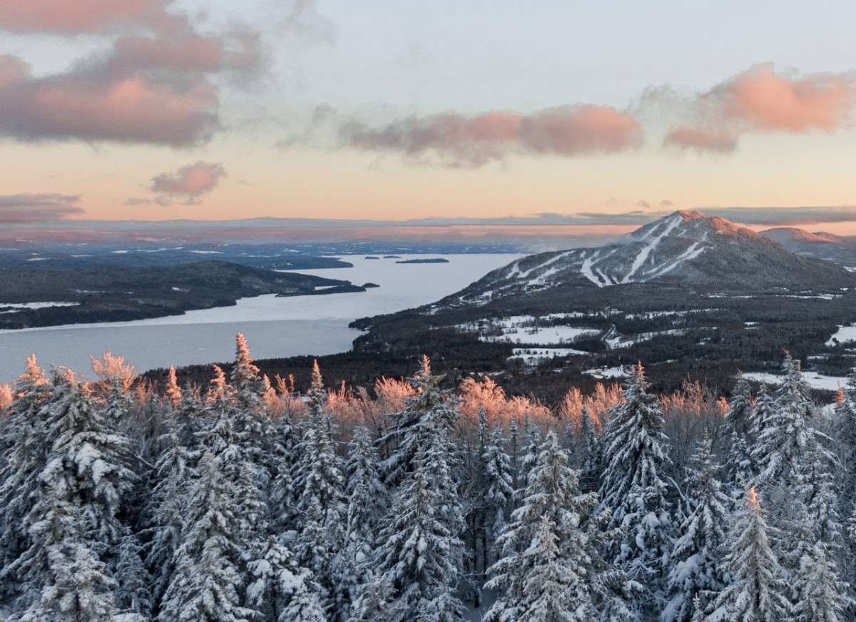 Owl's Head in Canada - a view from the top of a mountain in the winter.