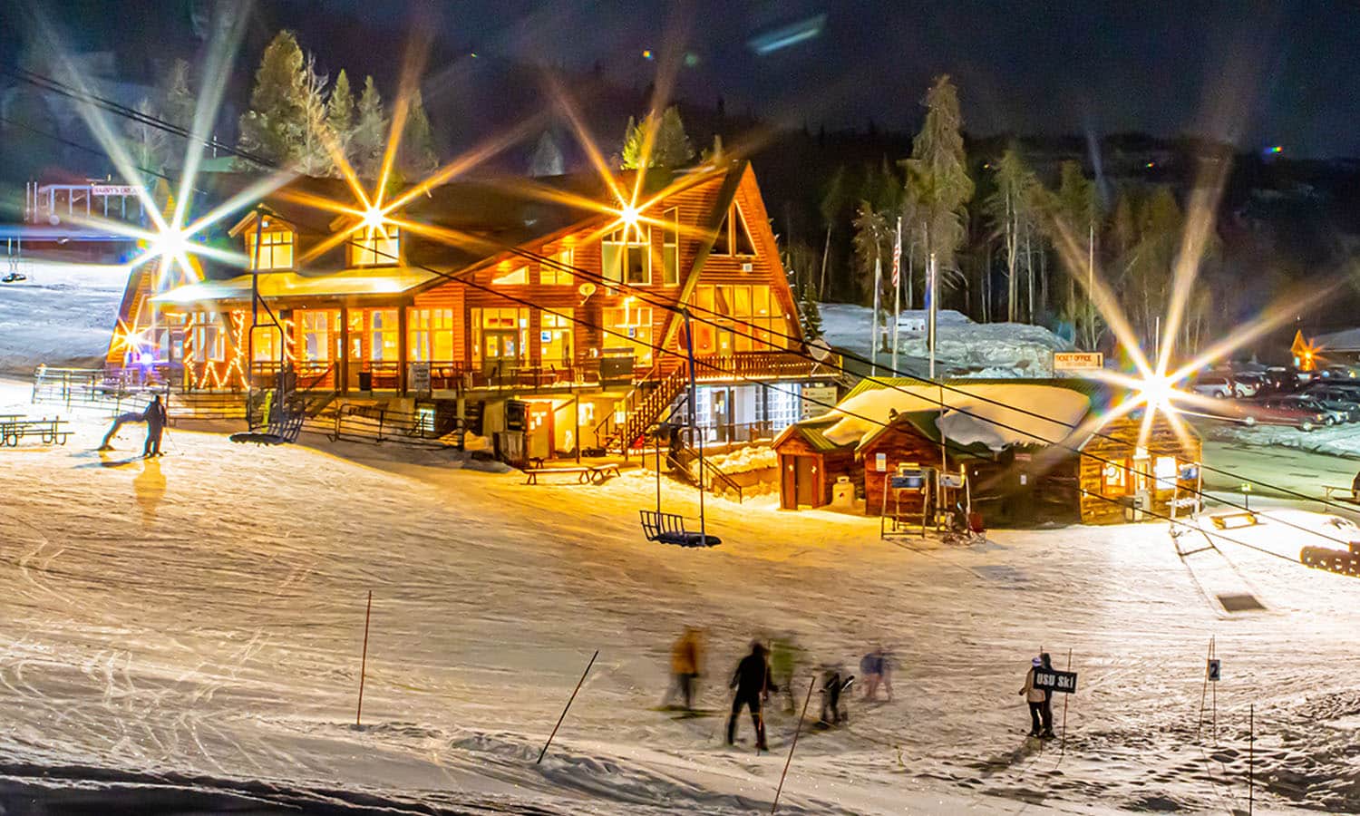 Beaver Mountain in USA: a ski resort lit up at night.