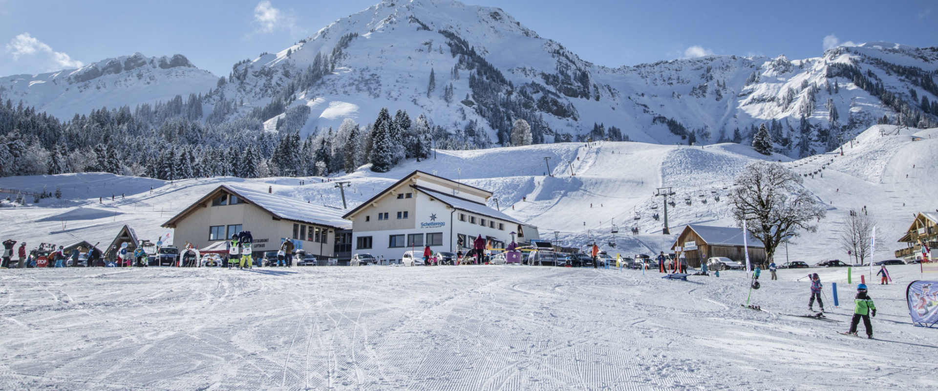 Schetteregg – Egg in Austria - white snow on the ground.