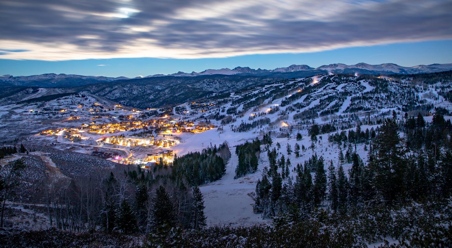 Granby Ranch in USA: a ski resort in the mountains at night.