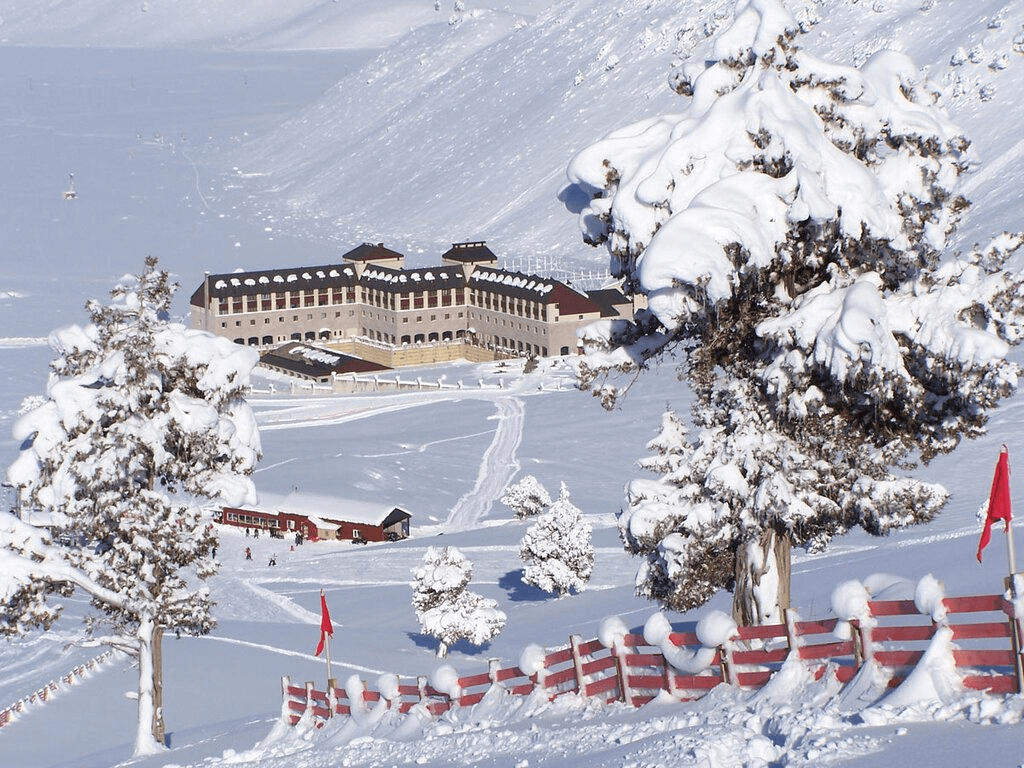 Isparta Davraz Ski Resorts in Turkey - white snow on the ground.