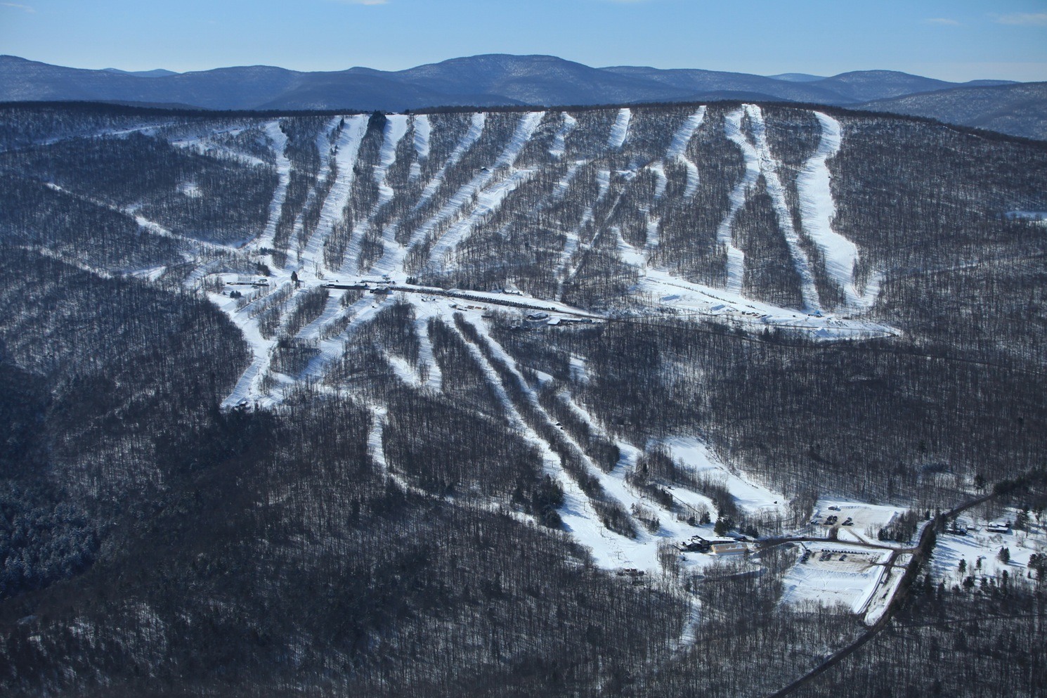 Belleayre Mountain in USA - a view of a ski slope in the mountains.