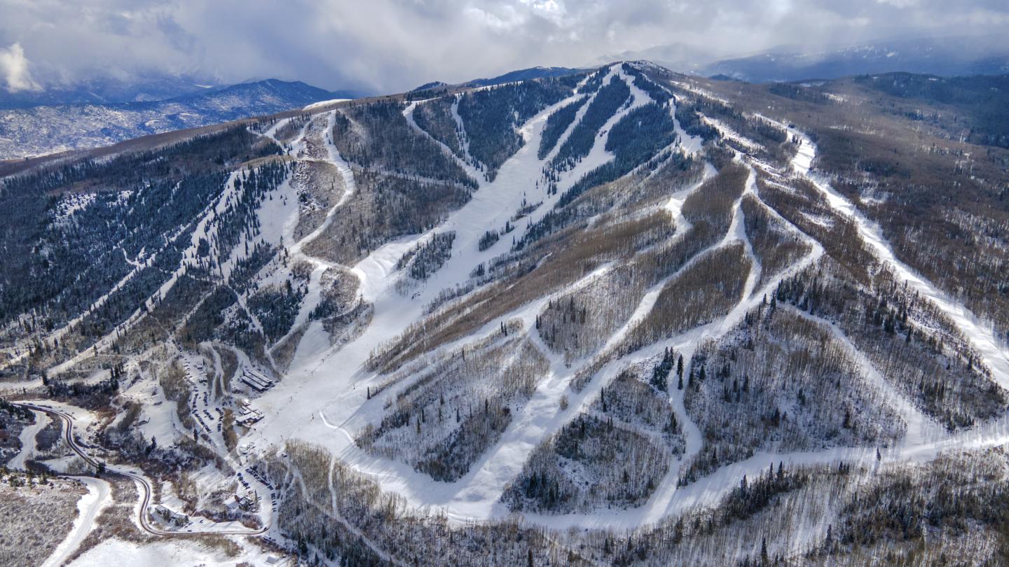Sunlight Mountain in USA - snow on the mountain.
