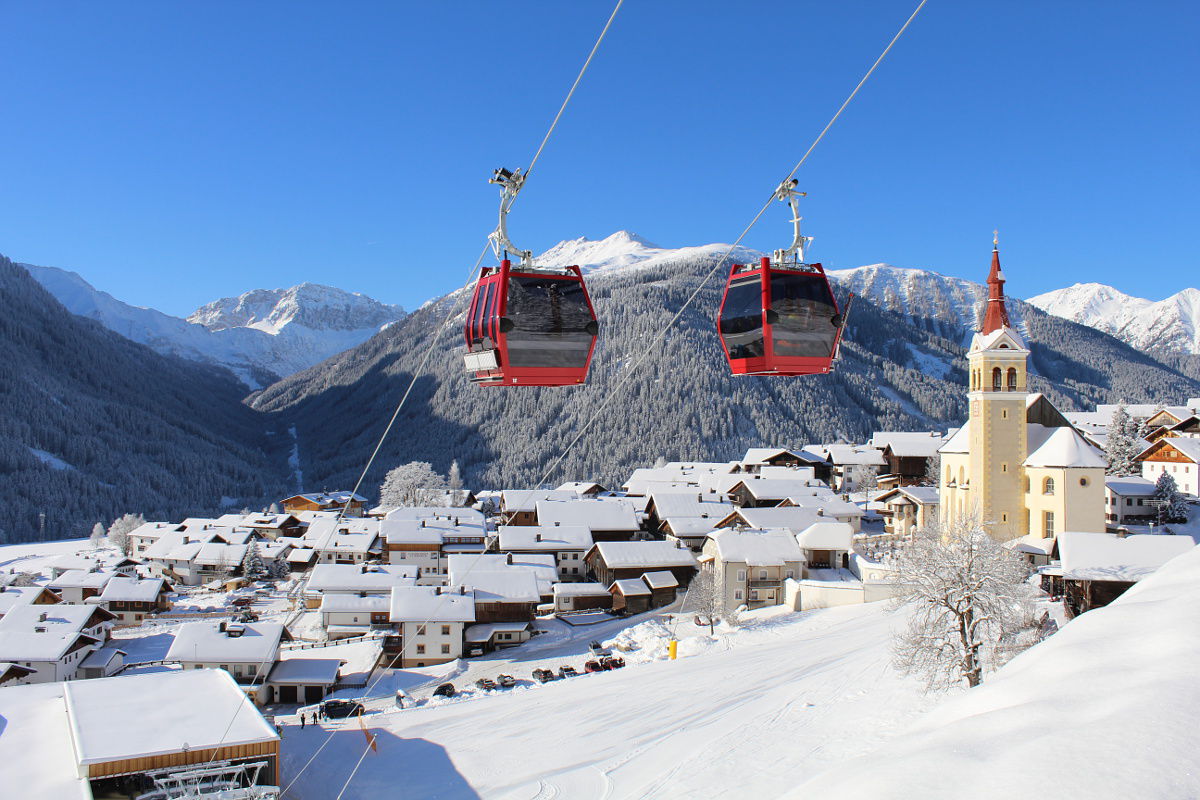 Obertilliach – Golzentipp in Austria - a clear blue sky.