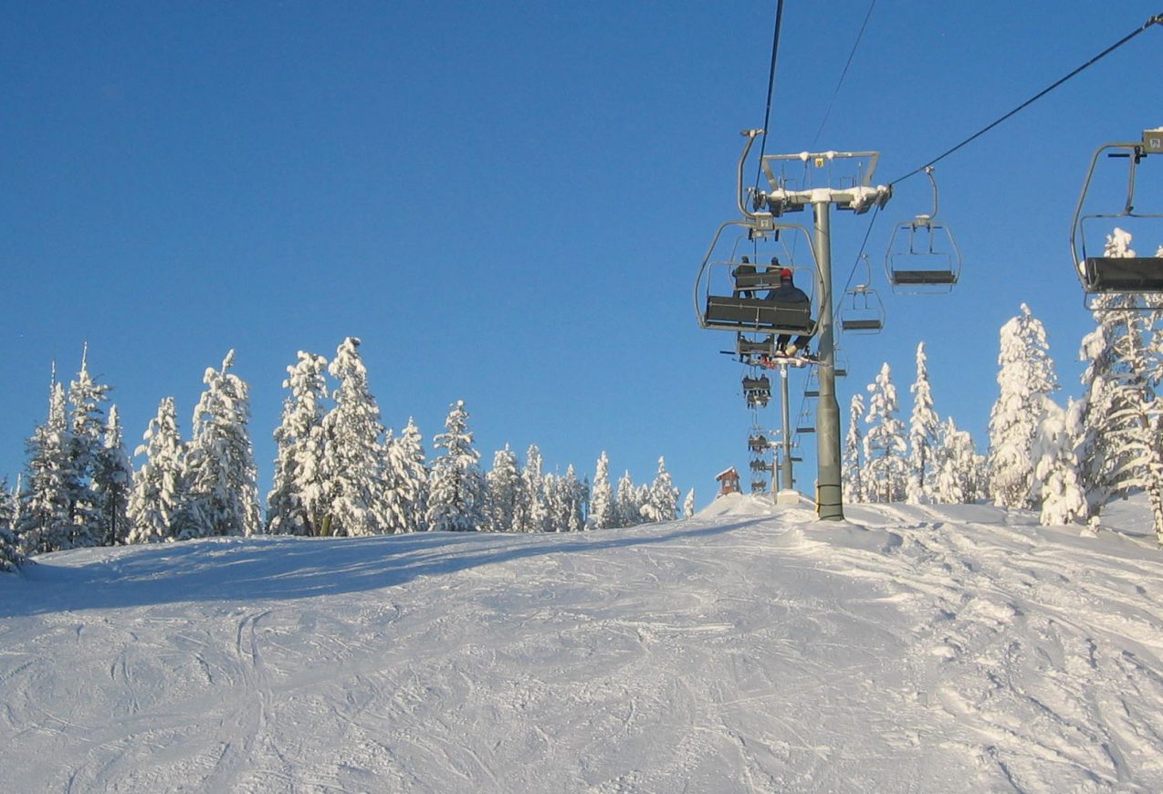 Crystal Mountain – Westbank in Canada - a ski lift going up the mountain.